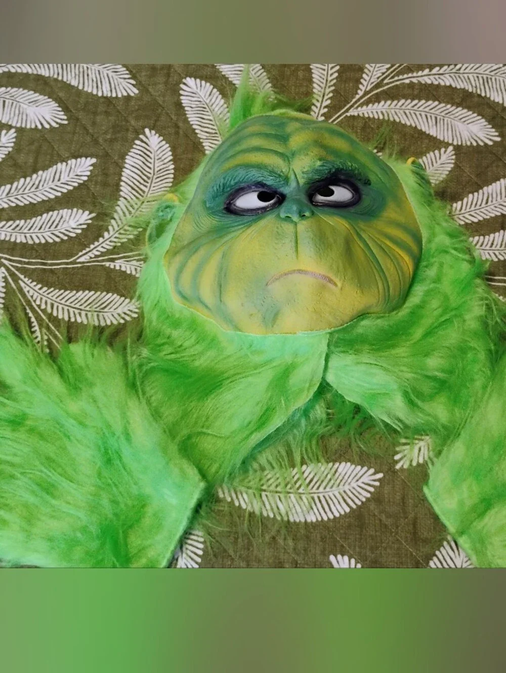 Green Grinch-Style Reptile Plush Mask for Pets Reptile Accessories
